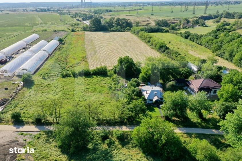 Teren de 29600 mp, în Șimnicu de Sus