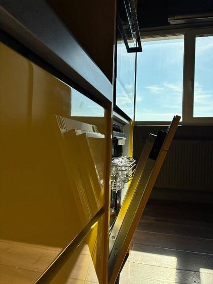 Apartament cu 2 camere semidecomandat, mobilat în Străulești