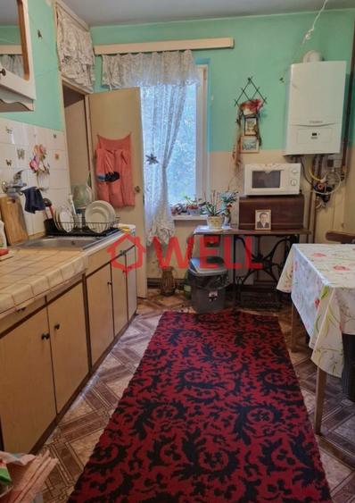 Apartament cu 3 camere decomandat în Tudor