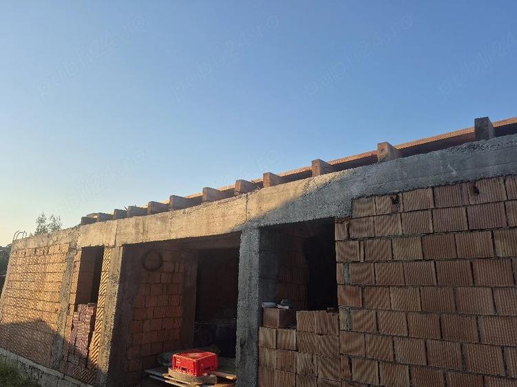 Casă cu Teren 508 Mp în Sântana de Mureș