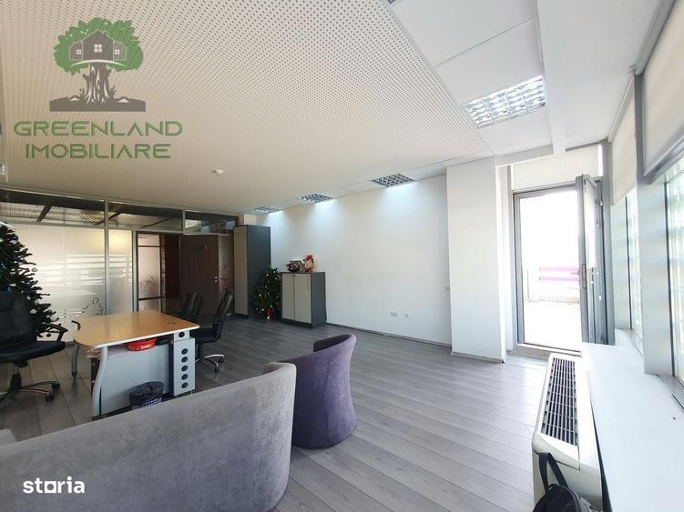 Spațiu comercial, de 450 mp, în Păcurari
