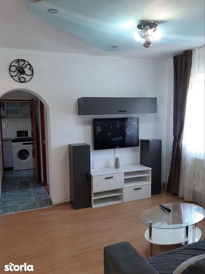 De vanzare apartament 3 camere metrou Gorjului, c/f 2 - 1