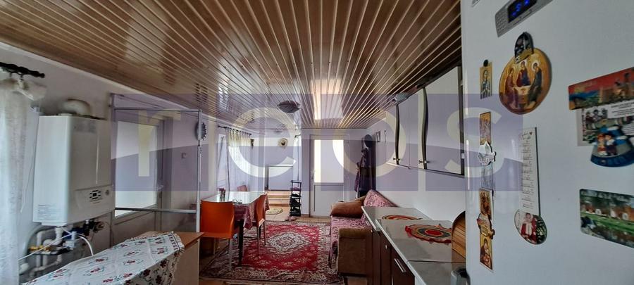 Casă individuală cu 5 camere cu Canalizare în Periferie