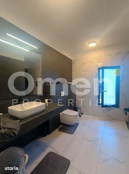 Casă cu 4 camere cu Teren 700 Mp în Groși
