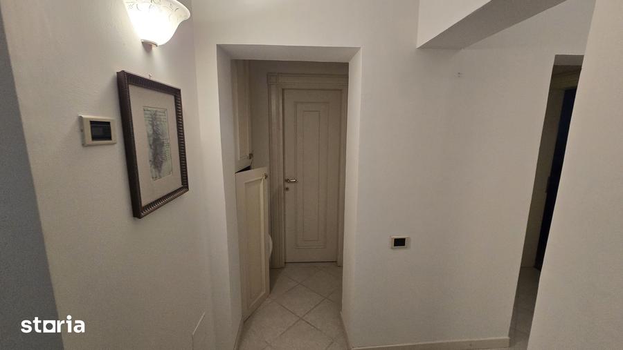 Apartament cu 4 camere în Central