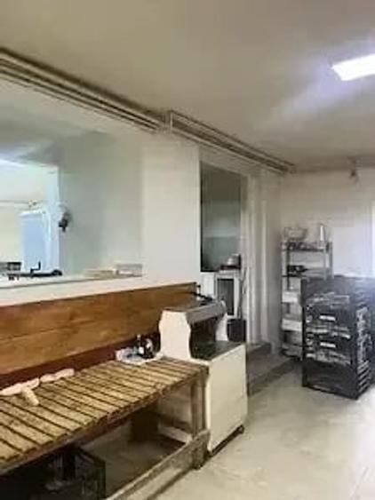 Casă cu Teren 460 Mp în Central