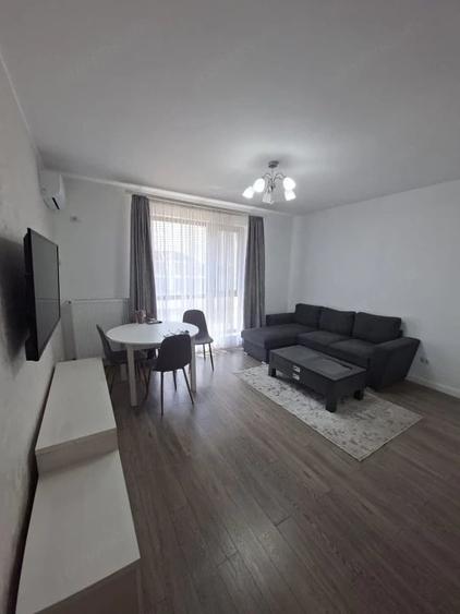 Garsonieră decomandată în Central
