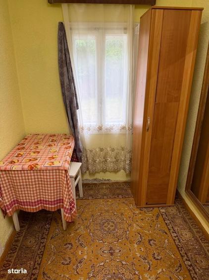 Hantesti - casa de locuit cu 3 camere si anexe - 2