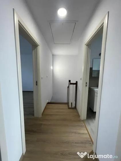 Casă cu 3 camere cu Teren 300 Mp în Ipotești