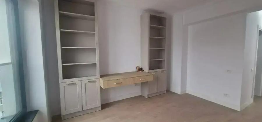 Penthouse cu 4 camere decomandat, mobilat în Timpuri Noi