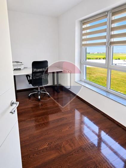 Apartament cu 3 camere decomandat în Avantgarden