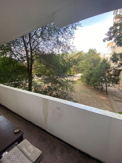 Apartament cu 3 camere în Tomis I