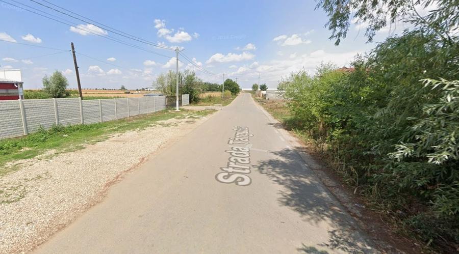 Teren Construcții intravilan de 400 mp, în Dobreni