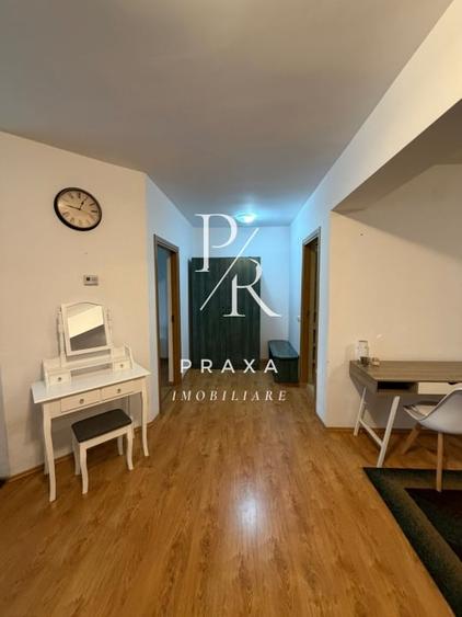 Apartament cu 2 camere semidecomandat, mobilat în Florești