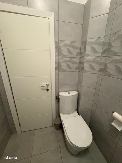 Apartament cu 3 camere în Independenței