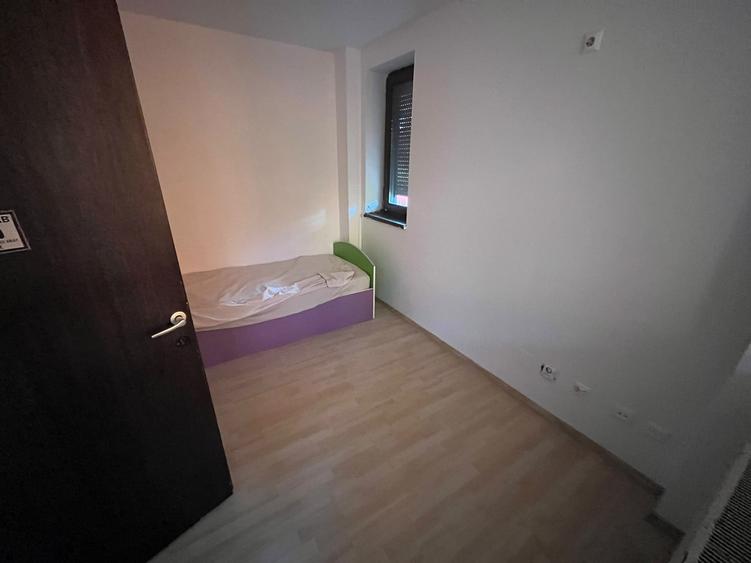 Apartament cu 3 camere în Bragadiru