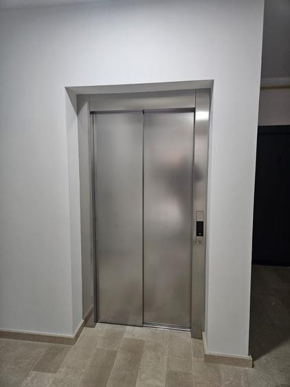 Apartament cu 2 camere nedecomandat în Central