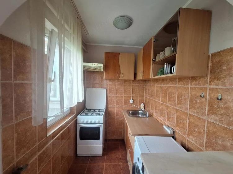 Apartament cu 2 camere semidecomandat în Dacia
