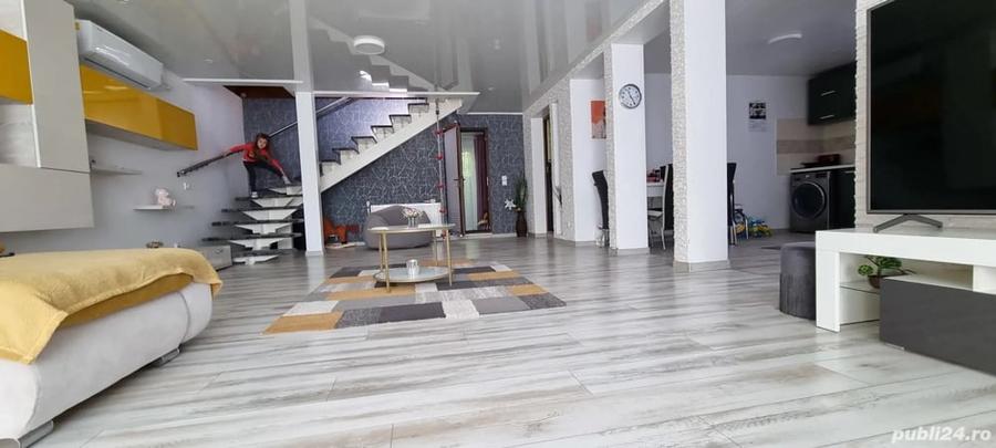 Casă cu 7 camere în Central