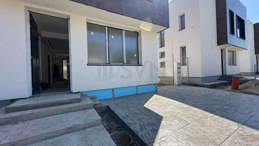 Casă individuală cu 5 camere cu Canalizare în Corbeanca