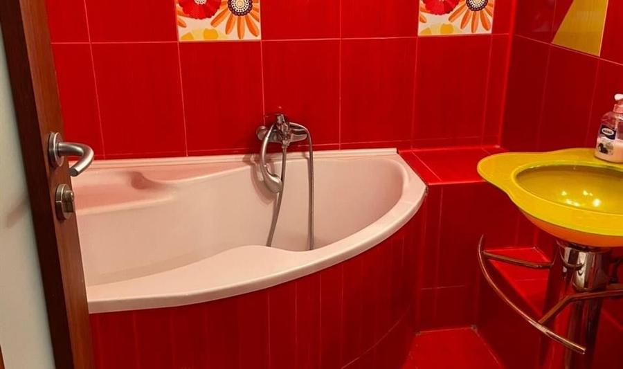 Apartament cu 2 camere decomandat în Crângași