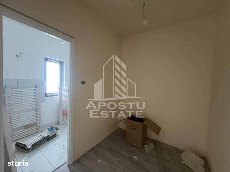 Casă cu 4 camere în Moșnița Nouă