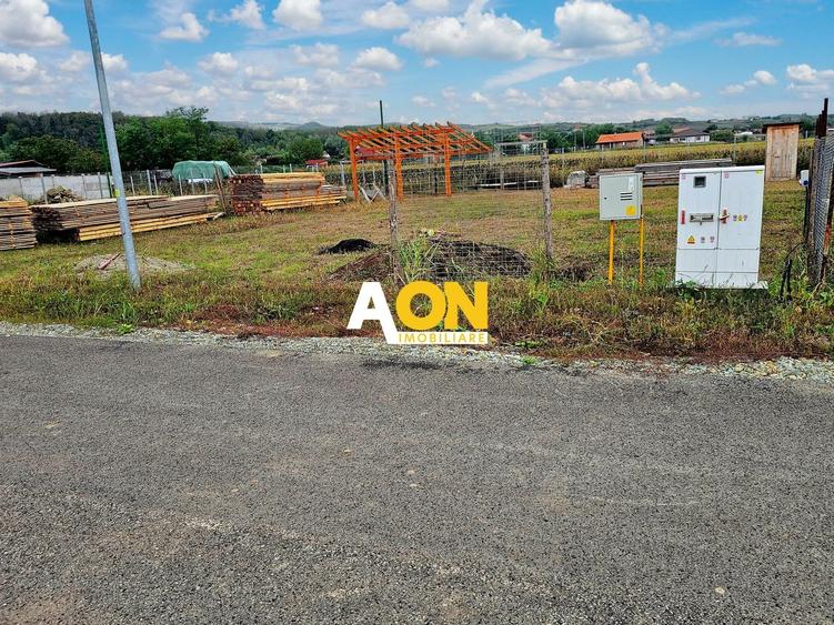 Teren Construcții intravilan de 600 mp, în Ciugud
