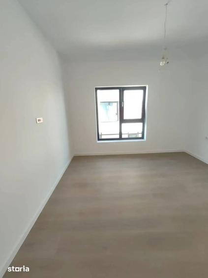 Casă cu 4 camere decomandat cu Teren 153 Mp în Industriilor