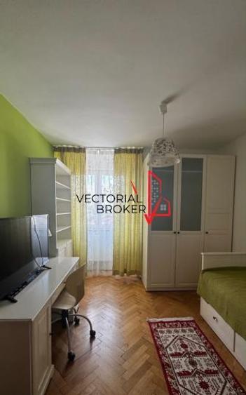 Apartament cu 3 camere decomandat în Vatra Luminoasă
