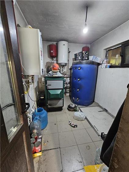 Casă cu 5 camere cu Canalizare în Aroneanu