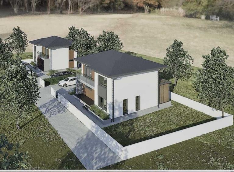 Casă cu 4 camere în Exterior Vest
