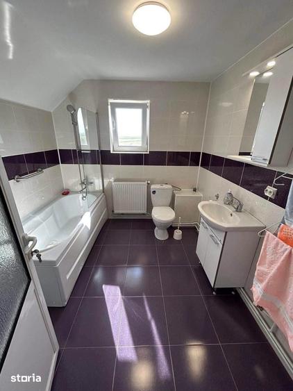 De vanzare casa noua din caramida, P+M,teren de 3000 mp,8 min de Roman - 10