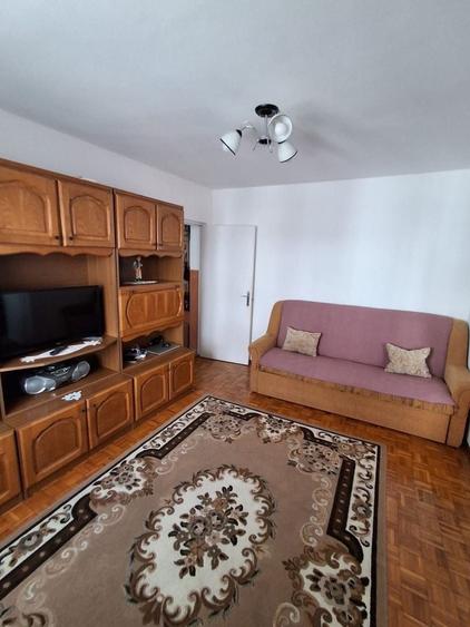 Proprietar vand apartament doua camere- Zona Luptei - 6