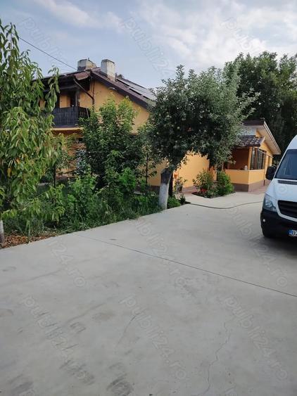 Casă cu 6 camere cu Teren 744 Mp în Vernești