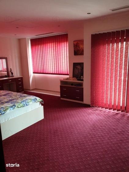 Casă cu 10 camere cu Teren 764 Mp în Timpuri Noi