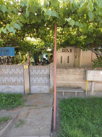 Casă cu 2 camere în Boian