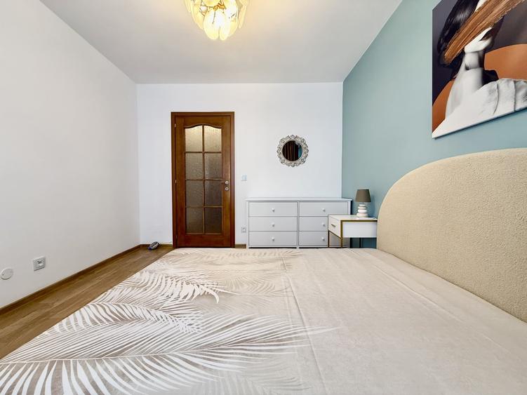 Apartament cu 2 camere decomandat, mobilat în P-ța Unirii