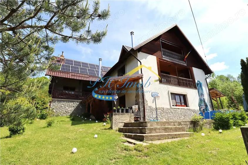 Casă cu 2 camere cu Teren 2208 Mp în Provița de Sus