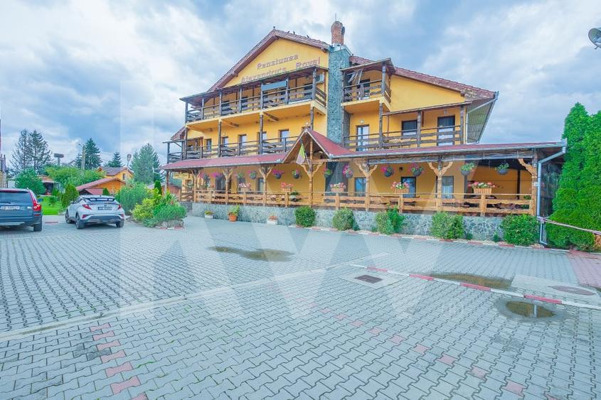 Hotel/Pensiune, de 760 mp, în Cârța