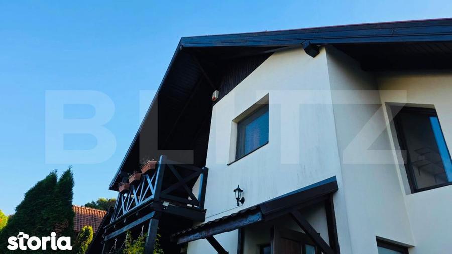 Casă cu 5 camere cu Teren 700 Mp în Corunca