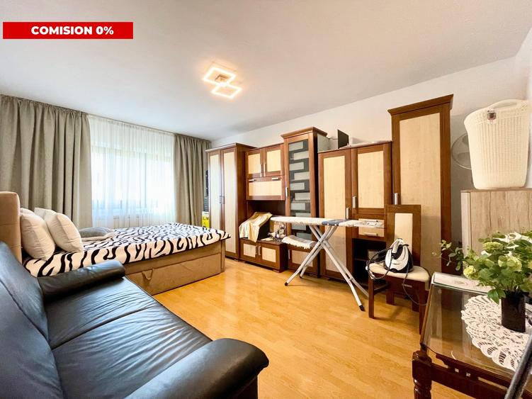 Apartament cu 3 camere decomandat, mobilat în Steaua