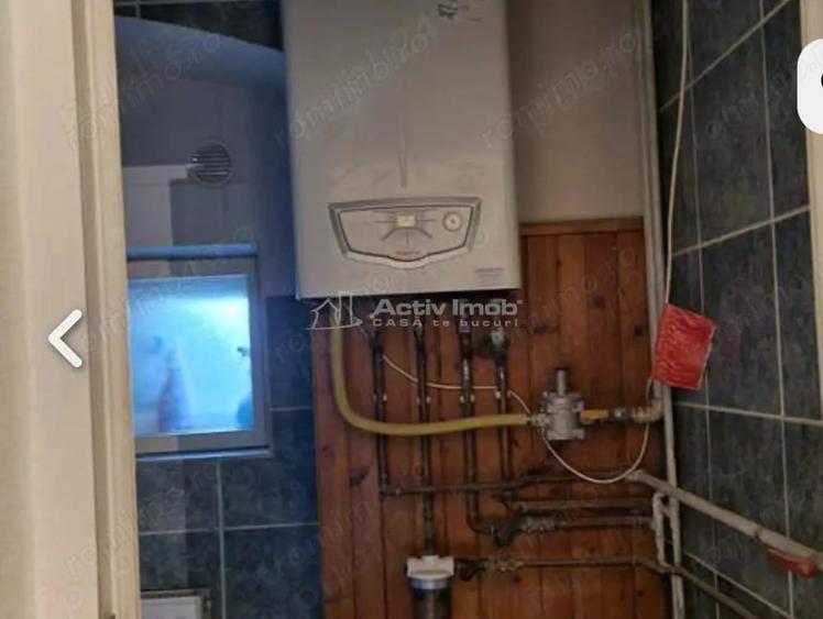 Apartament cu 3 camere decomandat în Podgoria