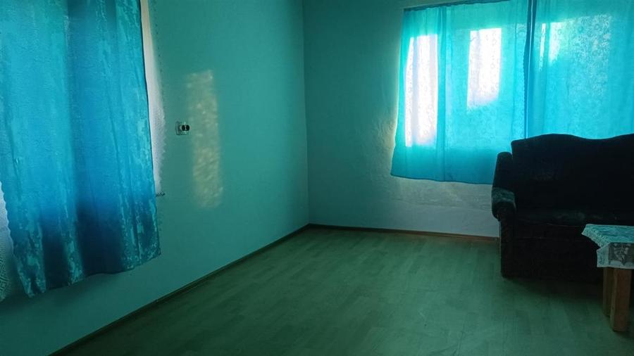 Casă individuală cu 5 camere cu Teren 1412 Mp în Tulca