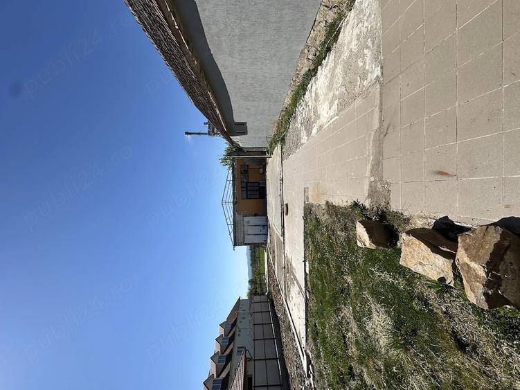 Spațiu comercial, de 268 mp, în Holod