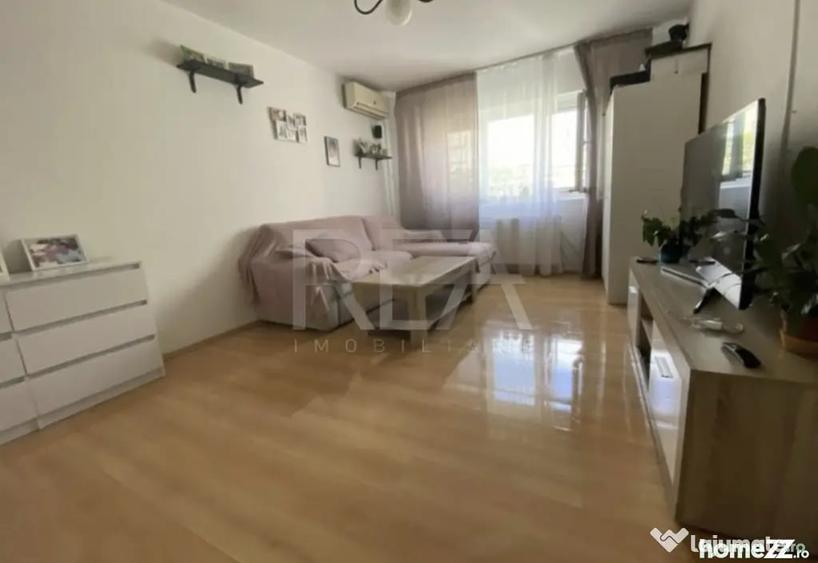 Apartament cu 3 camere decomandat în Gorjului