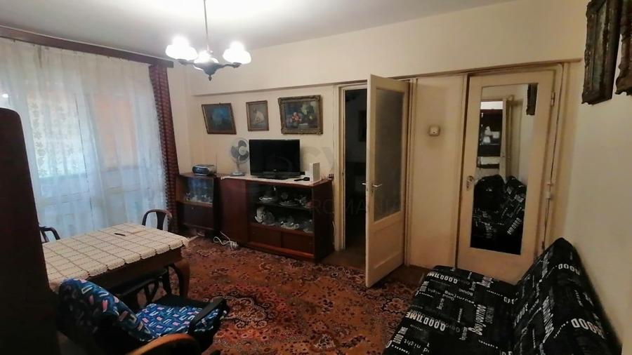 Apartament cu 2 camere semidecomandat în Calea Victoriei