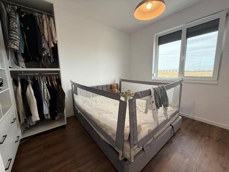 Duplex cu 4 camere cu Canalizare în Giroc
