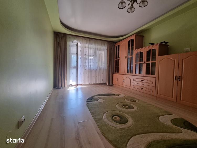 Apartament cu 3 camere în Ștefan cel Mare