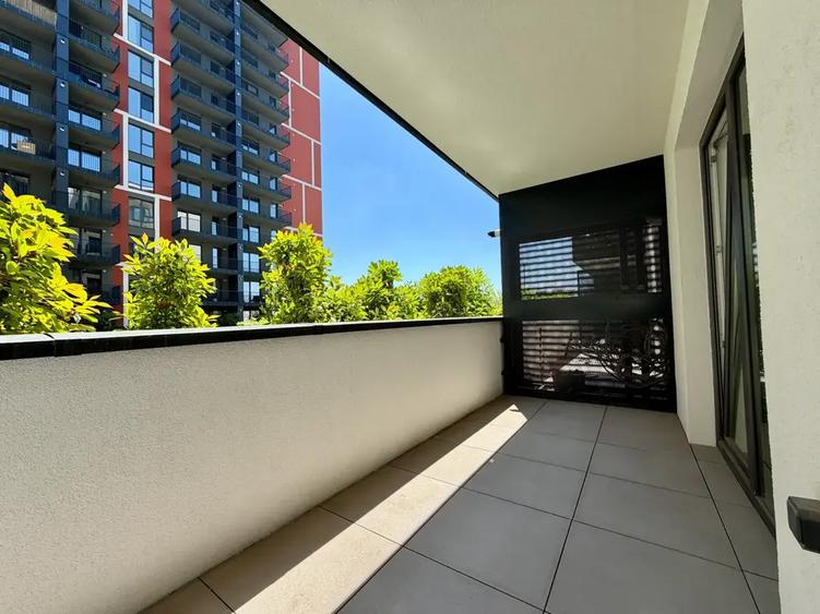 Apartament cu 3 camere decomandat în Theodor Pallady