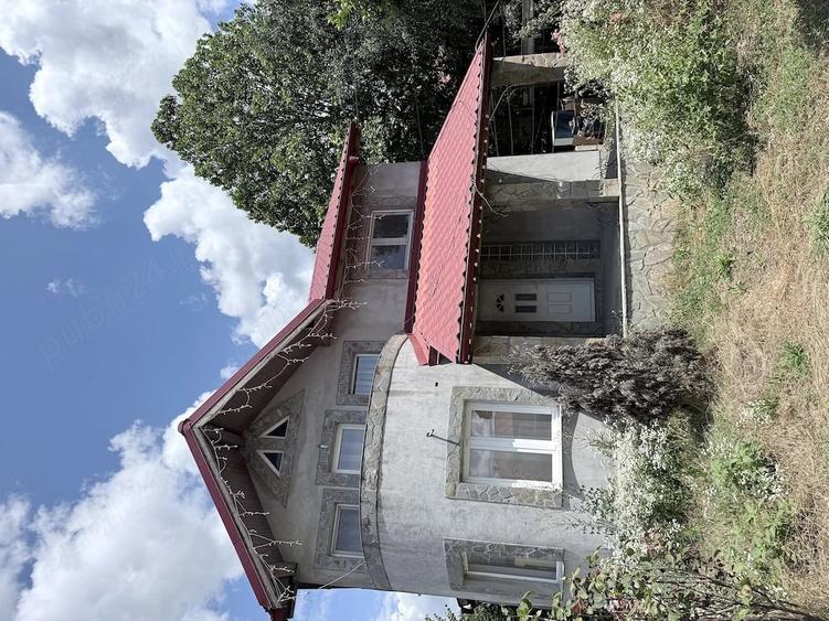 Casă cu 4 camere cu Teren 1000 Mp în Bâldana